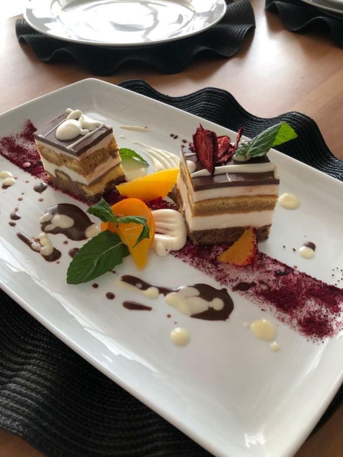 Hotel Cygnus トゥルチャ エクステリア 写真
